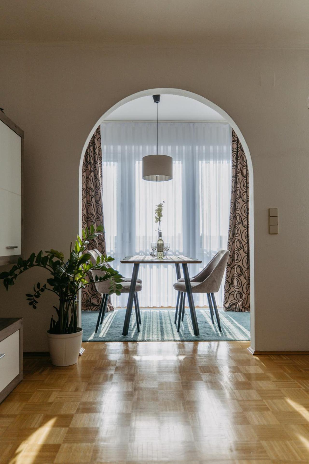Grosse Ferienwohnung Burgenland Eisenstadt Luaran gambar