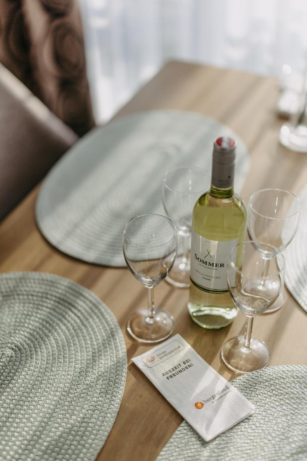 Grosse Ferienwohnung Burgenland Eisenstadt Luaran gambar